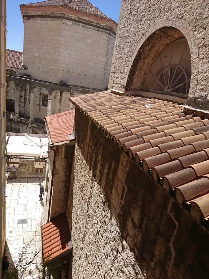 Studio Sfinga In The Heart Of Diocletian'S Palace Split Exterior foto